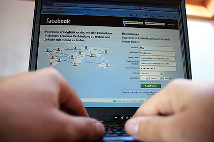 Strafanzeige nach Beleidigung eines Lehrers auf Facebook